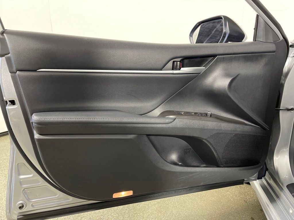 Used 2024 Toyota Camry XSE image 17
