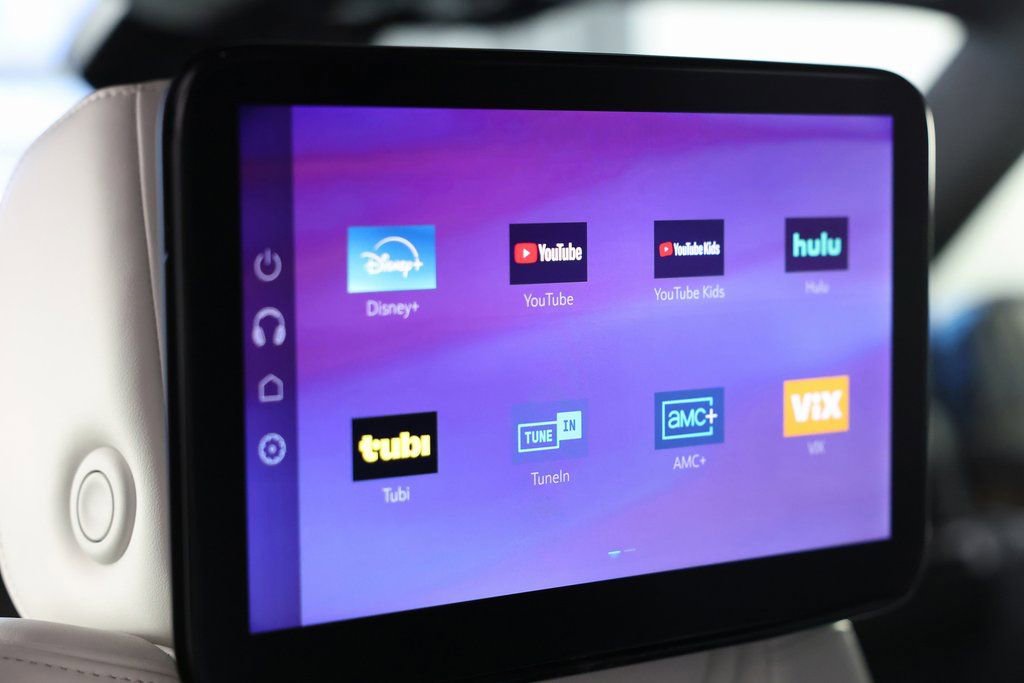 Used 2026 Cadillac Escalade Platinum Sport w/ LPO, Floor Liner Package image 18