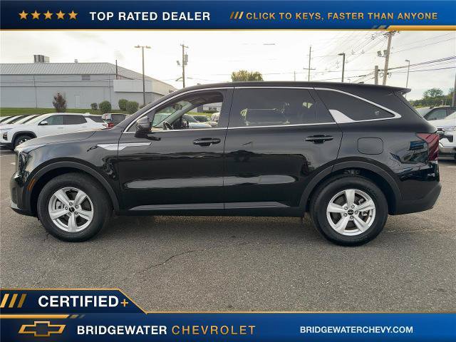 Used 2026 Kia Sorento LX FWD image 6