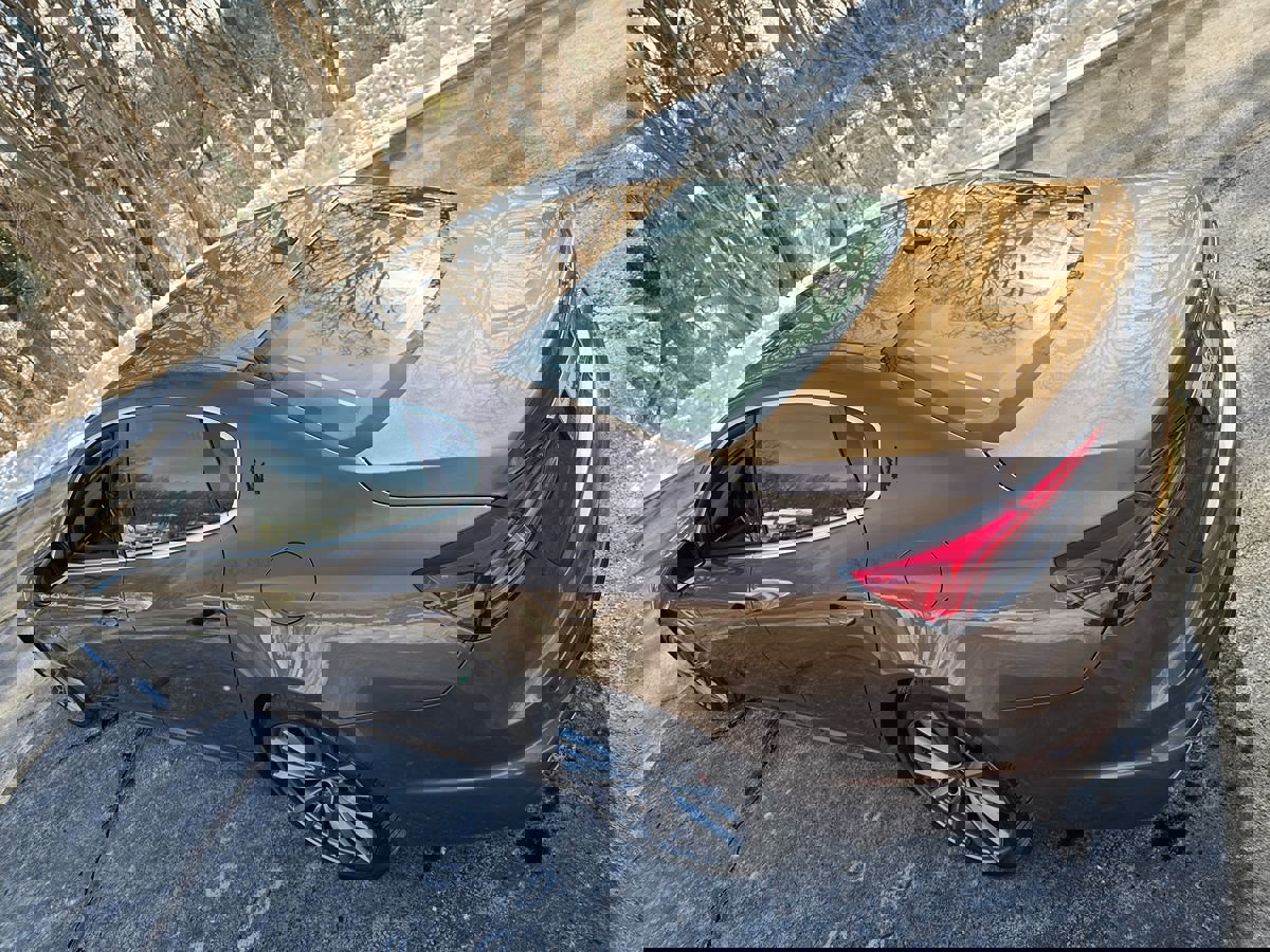 Used 2022 Maserati Quattroporte Modena image 58