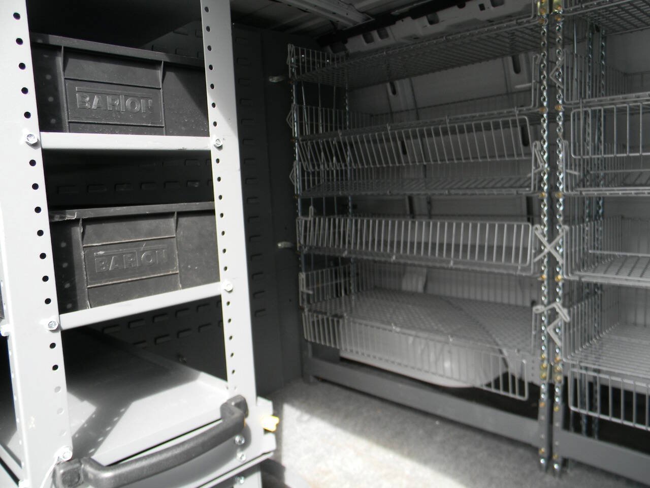 Used 2021 Chevrolet Express 2500 RWD image 8