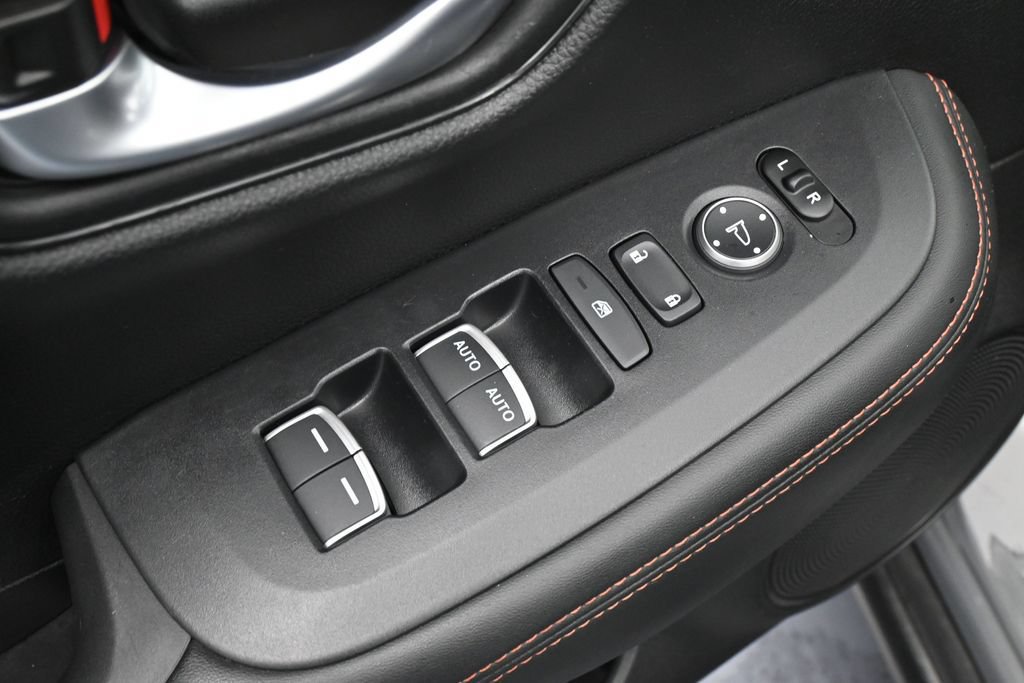 Used 2024 Honda HR-V Sport image 14