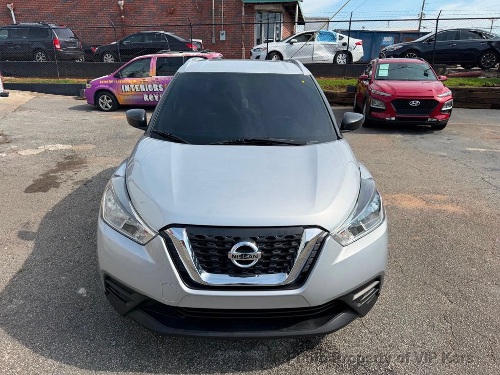Used 2018 Nissan Kicks S FWD image 2