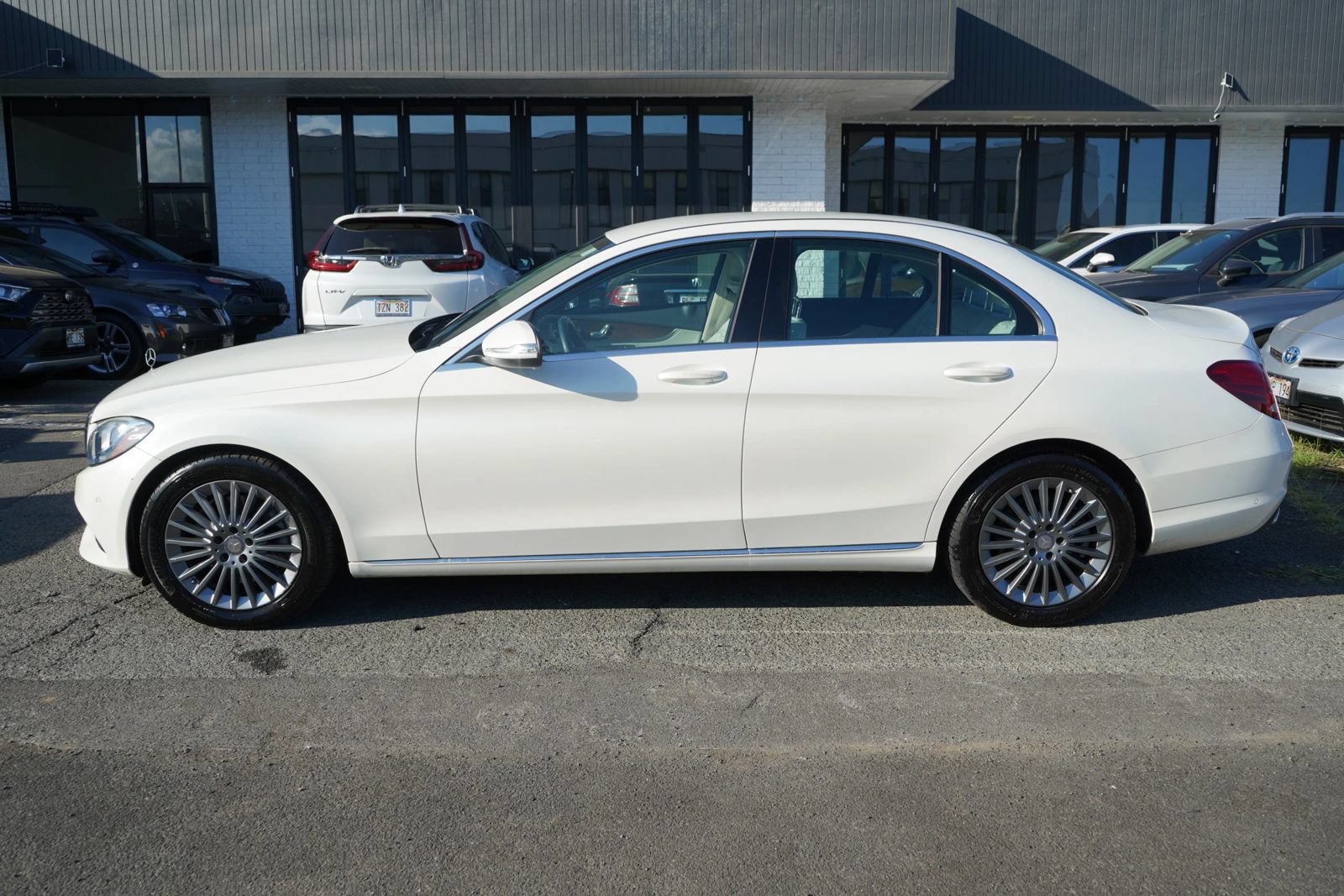 Used 2015 Mercedes-Benz C 300 Sedan image 2