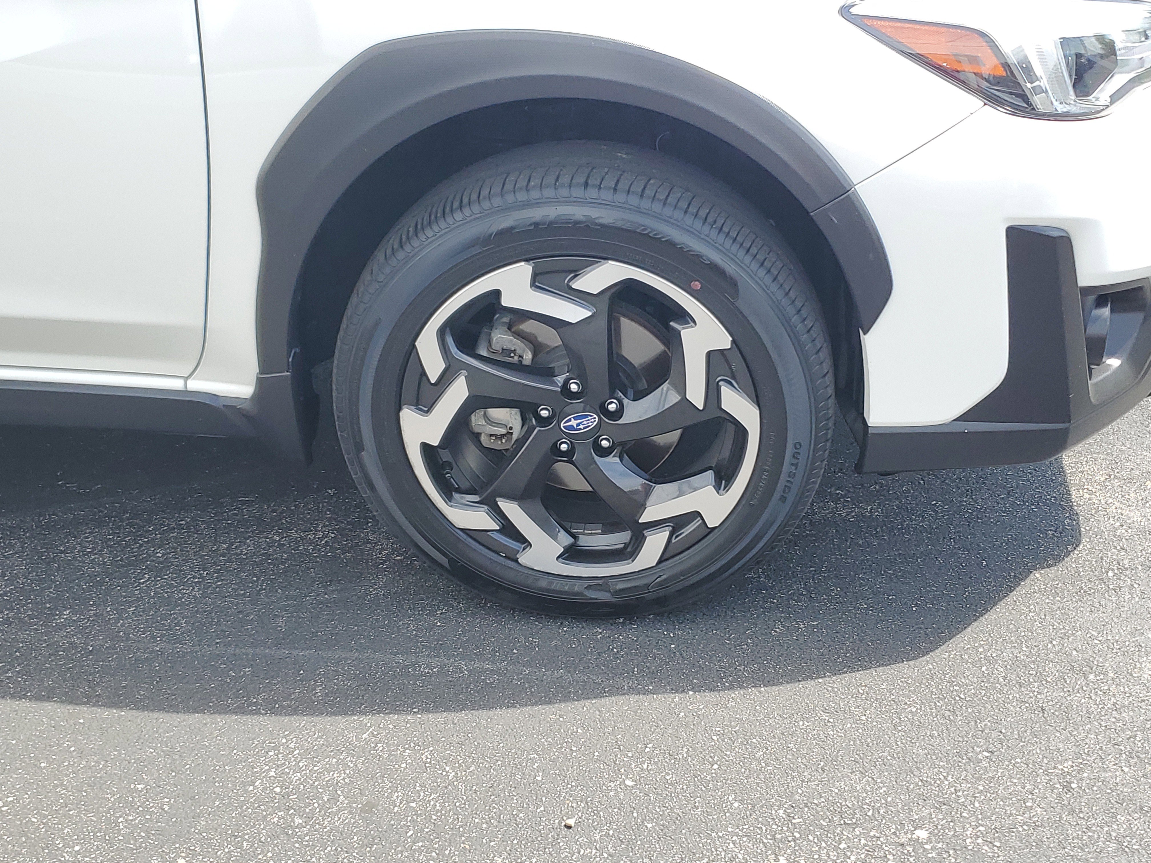 Used 2023 Subaru Crosstrek 2.5i Limited AWD/4WD image 5