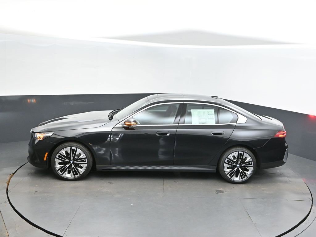 New 2026 BMW 530i w/ Premium Package image 31
