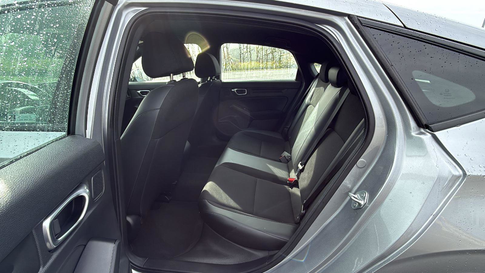 Used 2023 Honda Civic Sport image 23