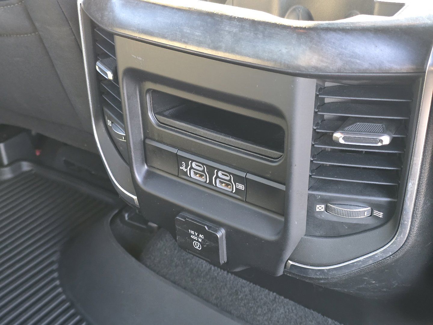 Used 2019 RAM 1500 Big Horn image 32