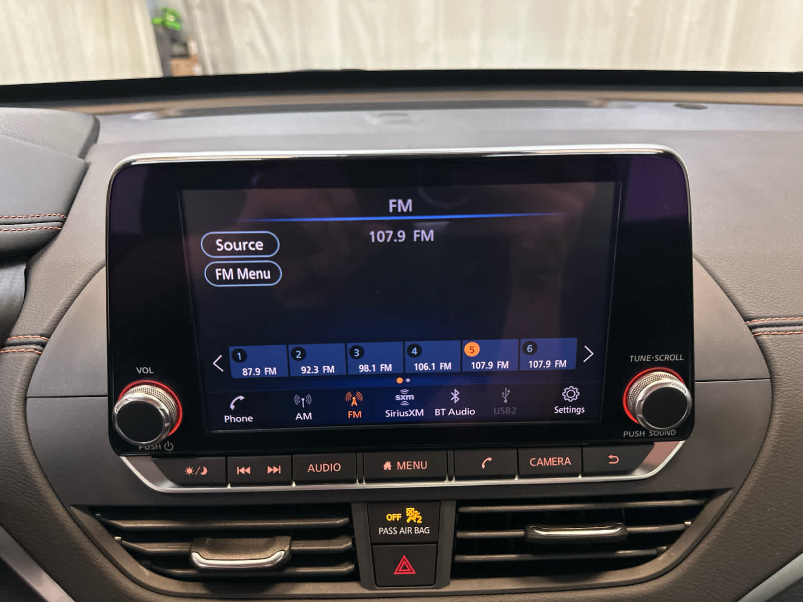 Certified 2019 Nissan Altima 2.5 SR FWD image 14