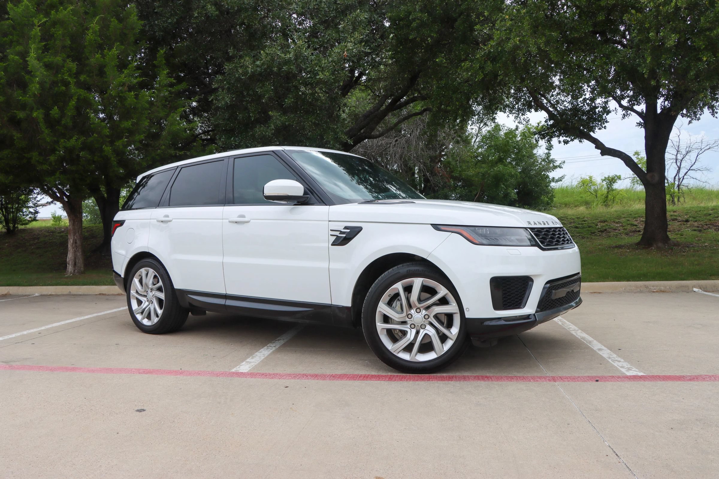 Used 2020 Land Rover Range Rover Sport HSE AWD/4WD image 1