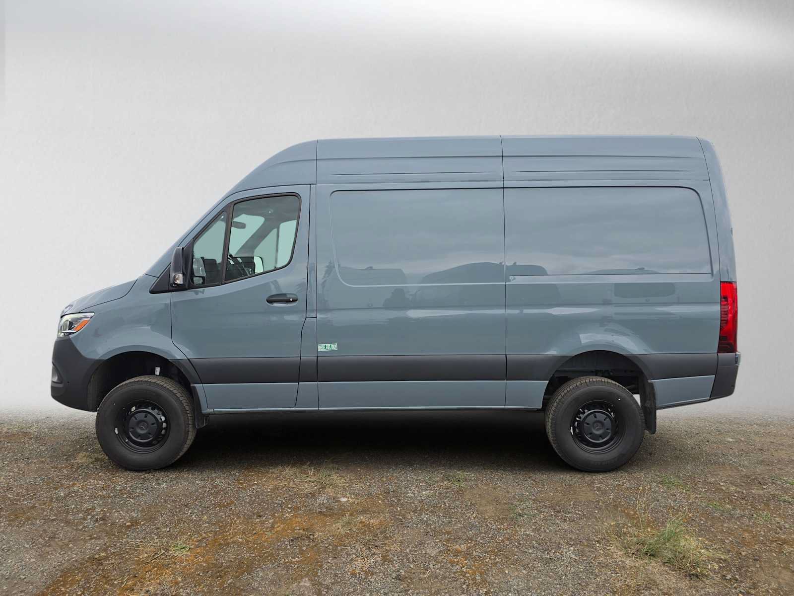 Used 2026 Mercedes-Benz Sprinter 2500 image 6