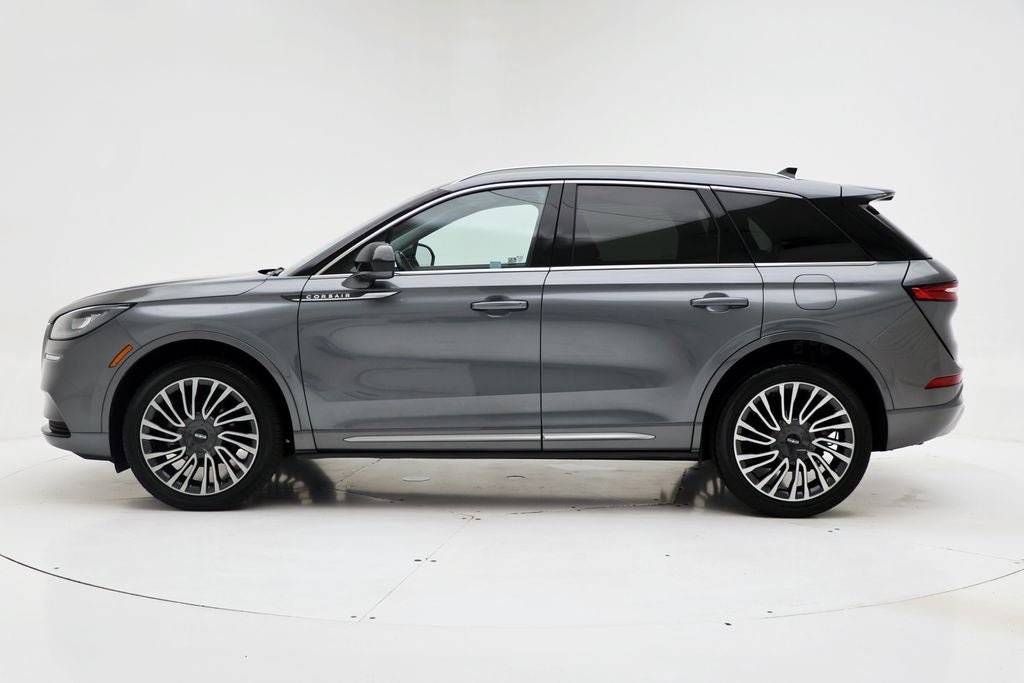 Used 2022 Lincoln Corsair AWD w/ Premium Package image 5