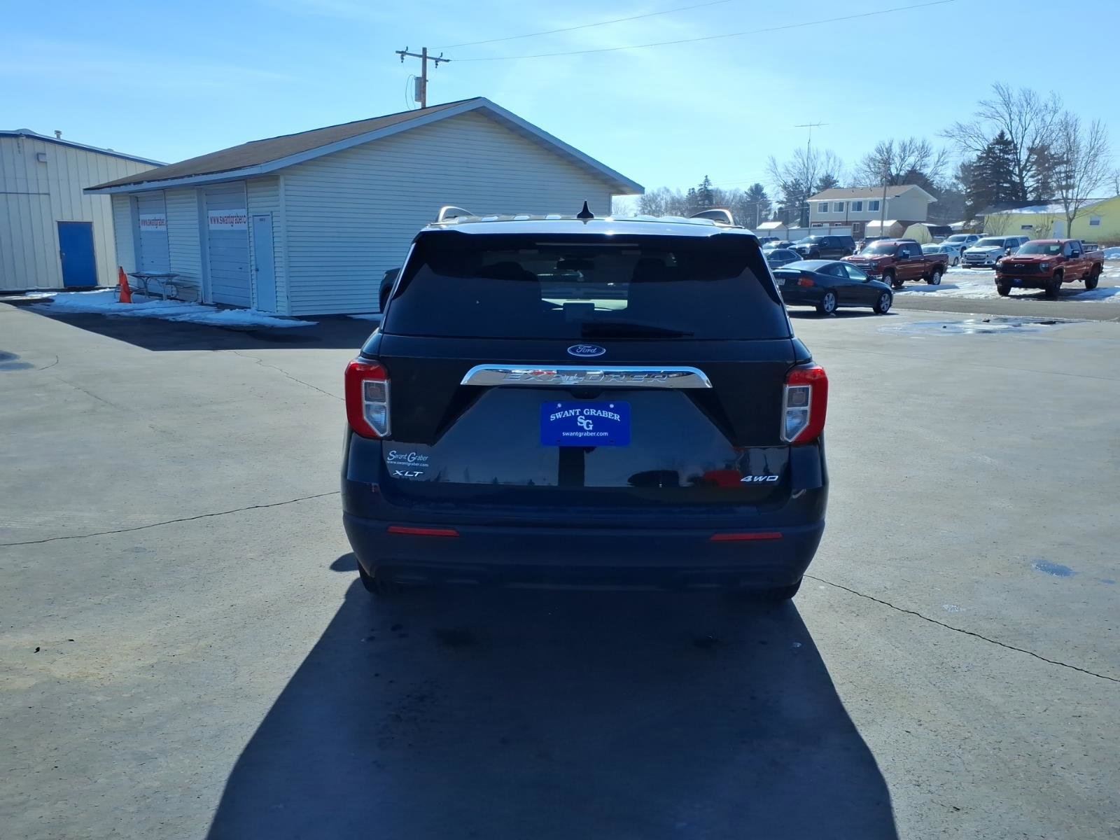 Used 2022 Ford Explorer XLT image 5