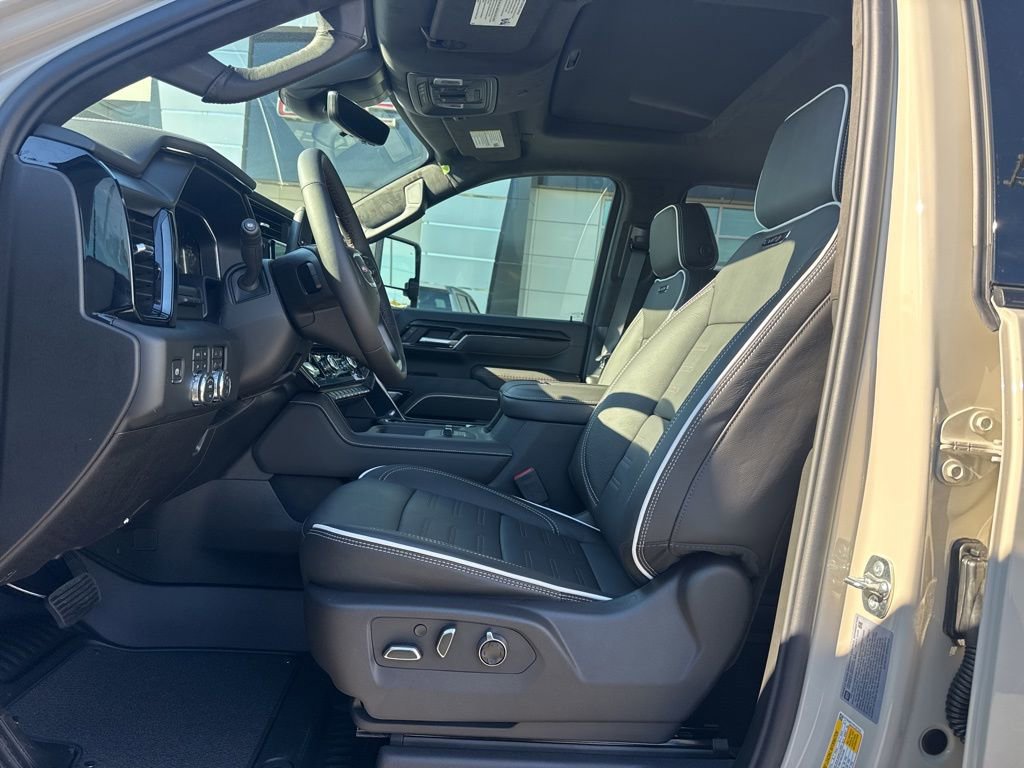 New 2026 GMC Sierra 2500 AT4X image 17