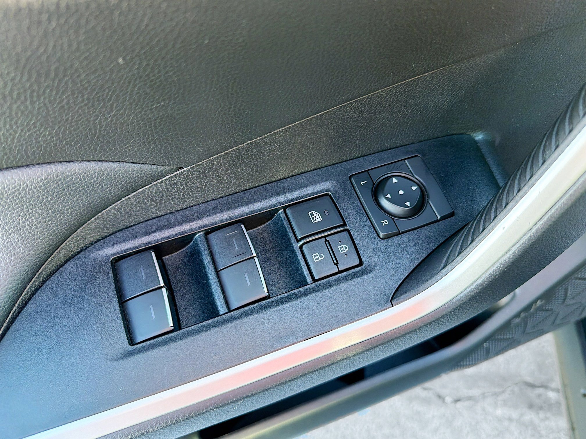 Certified 2025 Toyota RAV4 XLE image 7