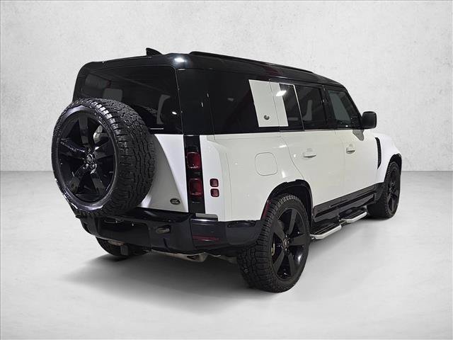 Used 2022 Land Rover Defender 110 X-Dynamic HSE AWD/4WD image 5