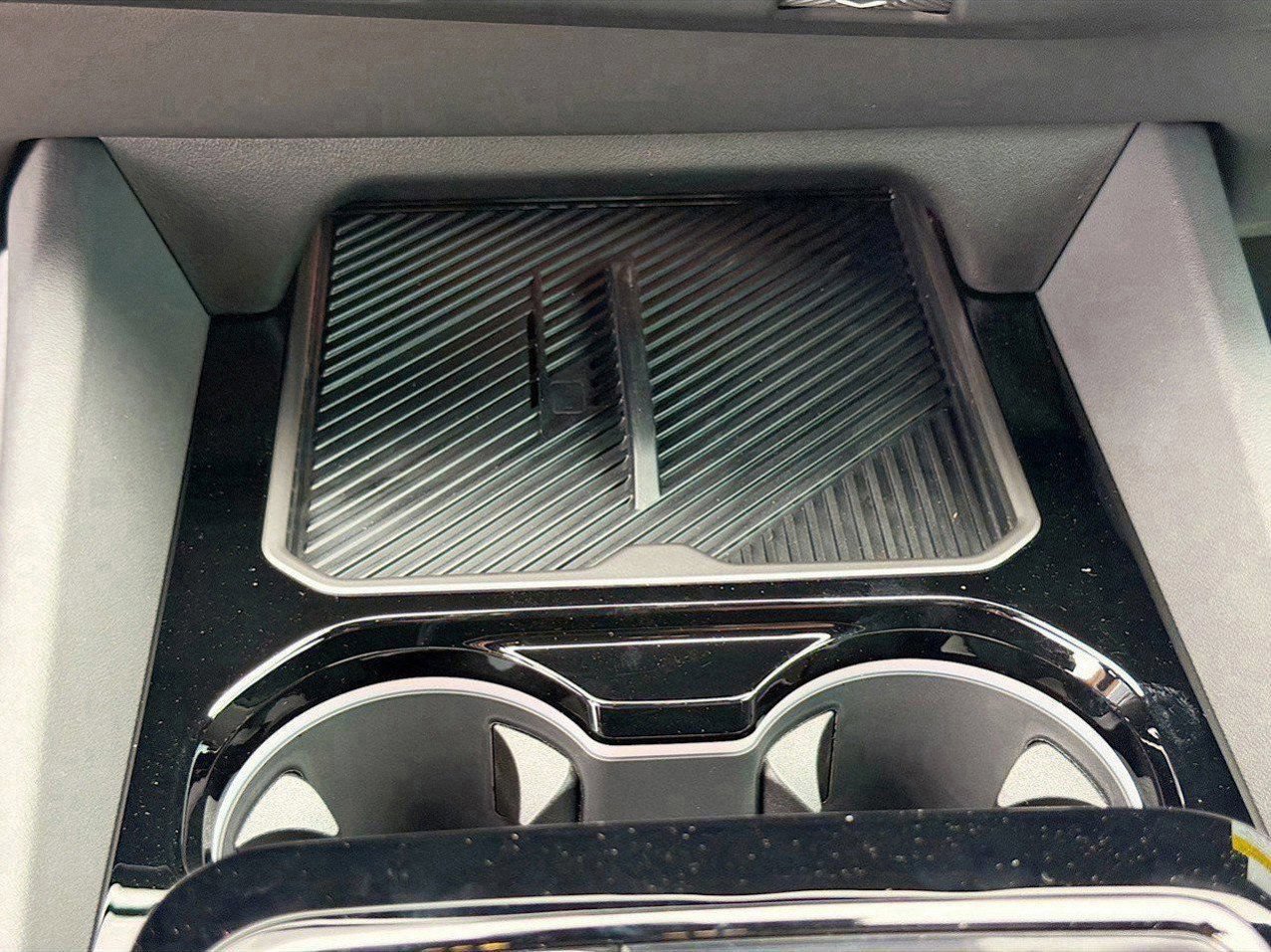 New 2026 BMW 530i w/ Convenience Package RWD image 32