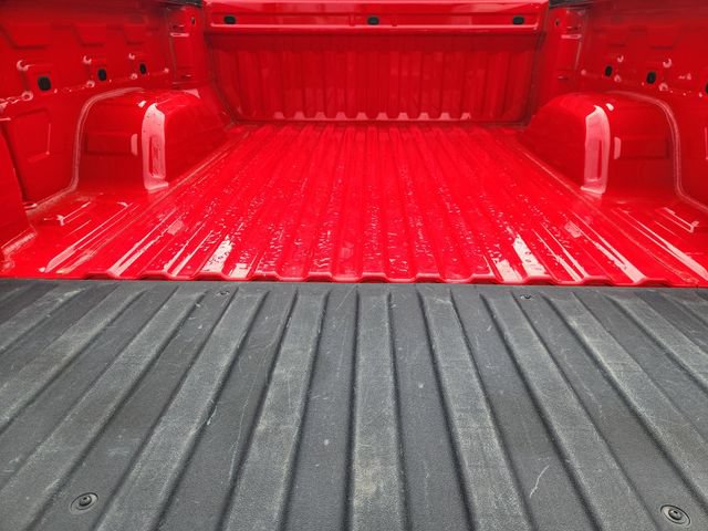 Used 2023 Chevrolet Silverado 1500 LT AWD/4WD image 32