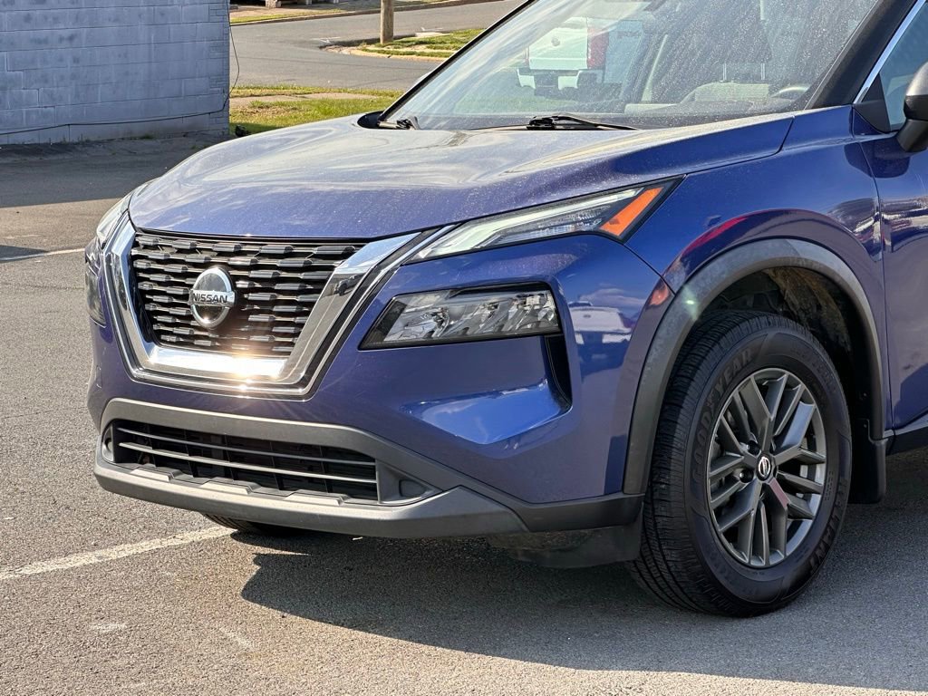 Used 2021 Nissan Rogue S image 34