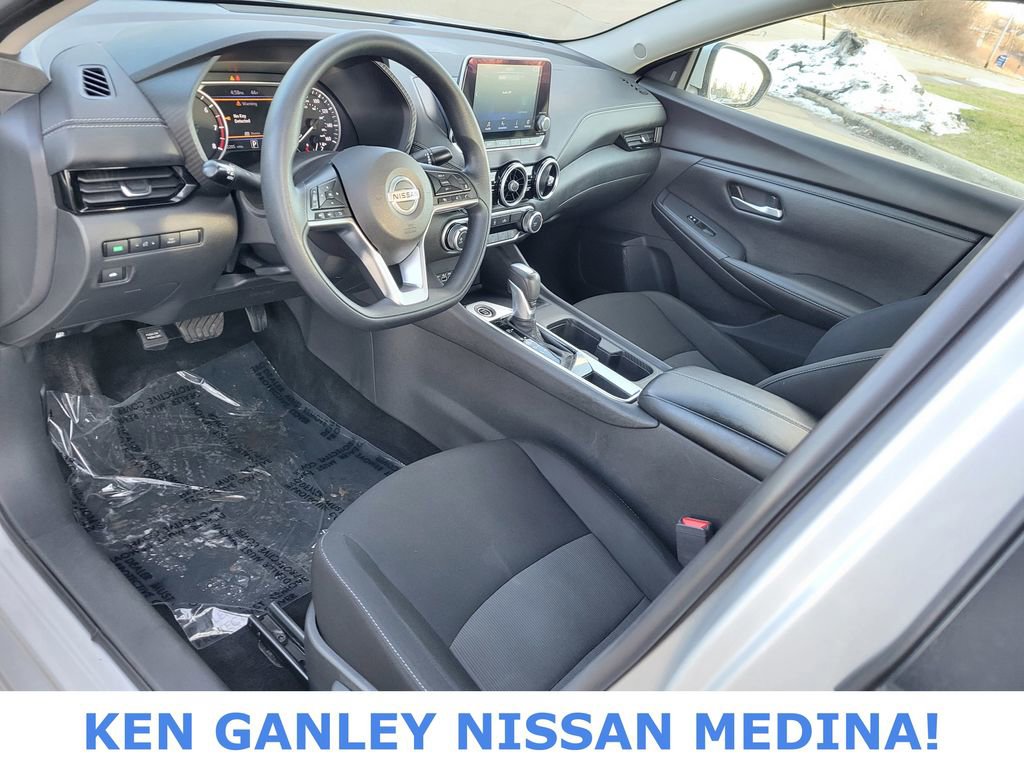 Used 2023 Nissan Sentra SV image 25