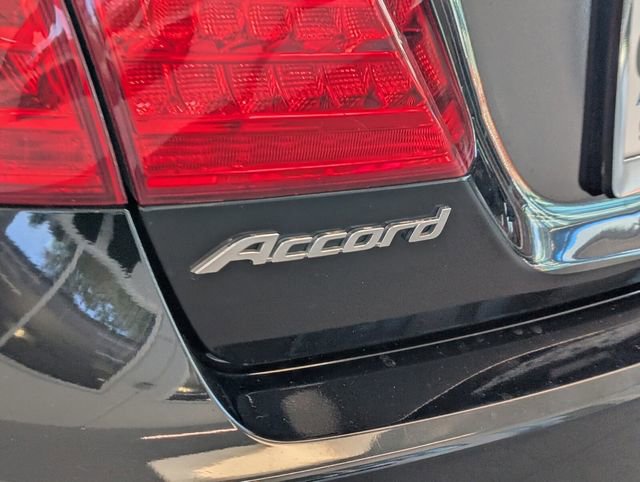 Used 2015 Honda Accord Hybrid Sedan image 11