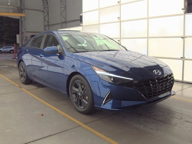 Used 2022 Hyundai Elantra SEL w/ Convenience Package