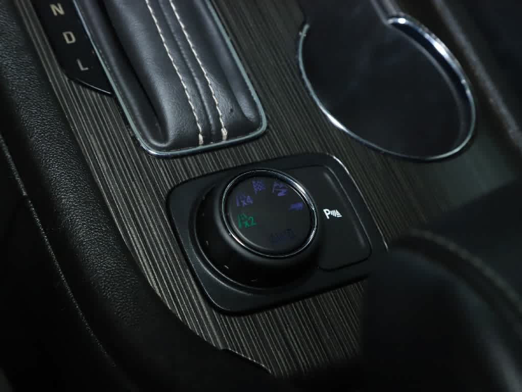Used 2019 GMC Acadia SLT AWD/4WD image 30