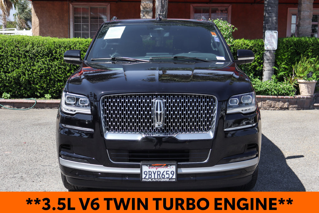 Used 2022 Lincoln Navigator L 4WD image 3