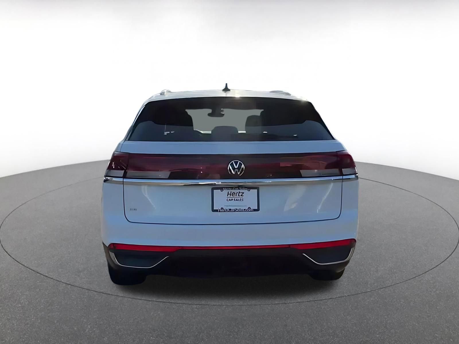 Used 2025 Volkswagen Atlas Cross Sport SE FWD image 12