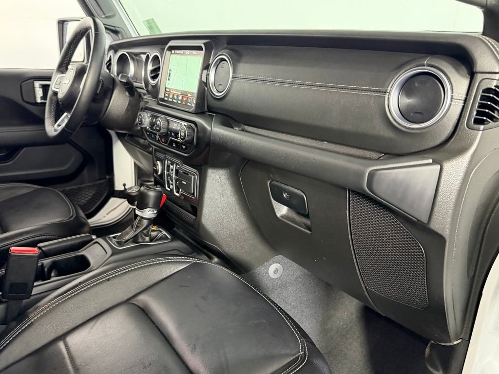 Used 2023 Jeep Wrangler Unlimited Sahara w/ Cold Weather Group image 32