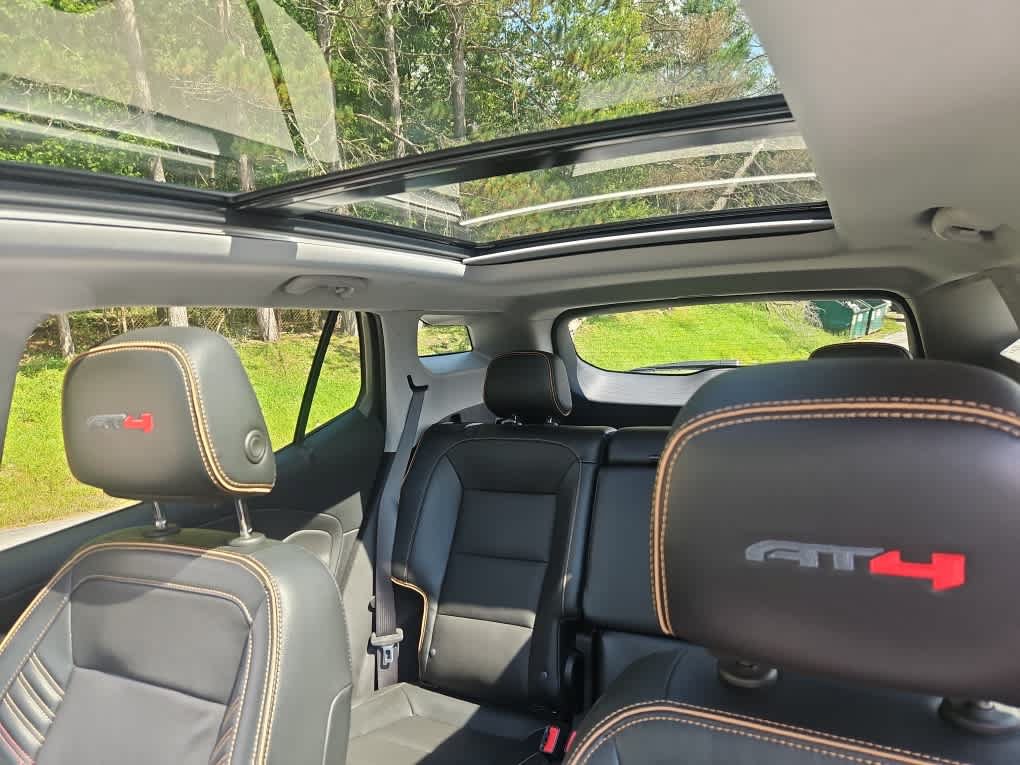 Used 2023 GMC Terrain AT4 AWD/4WD image 18