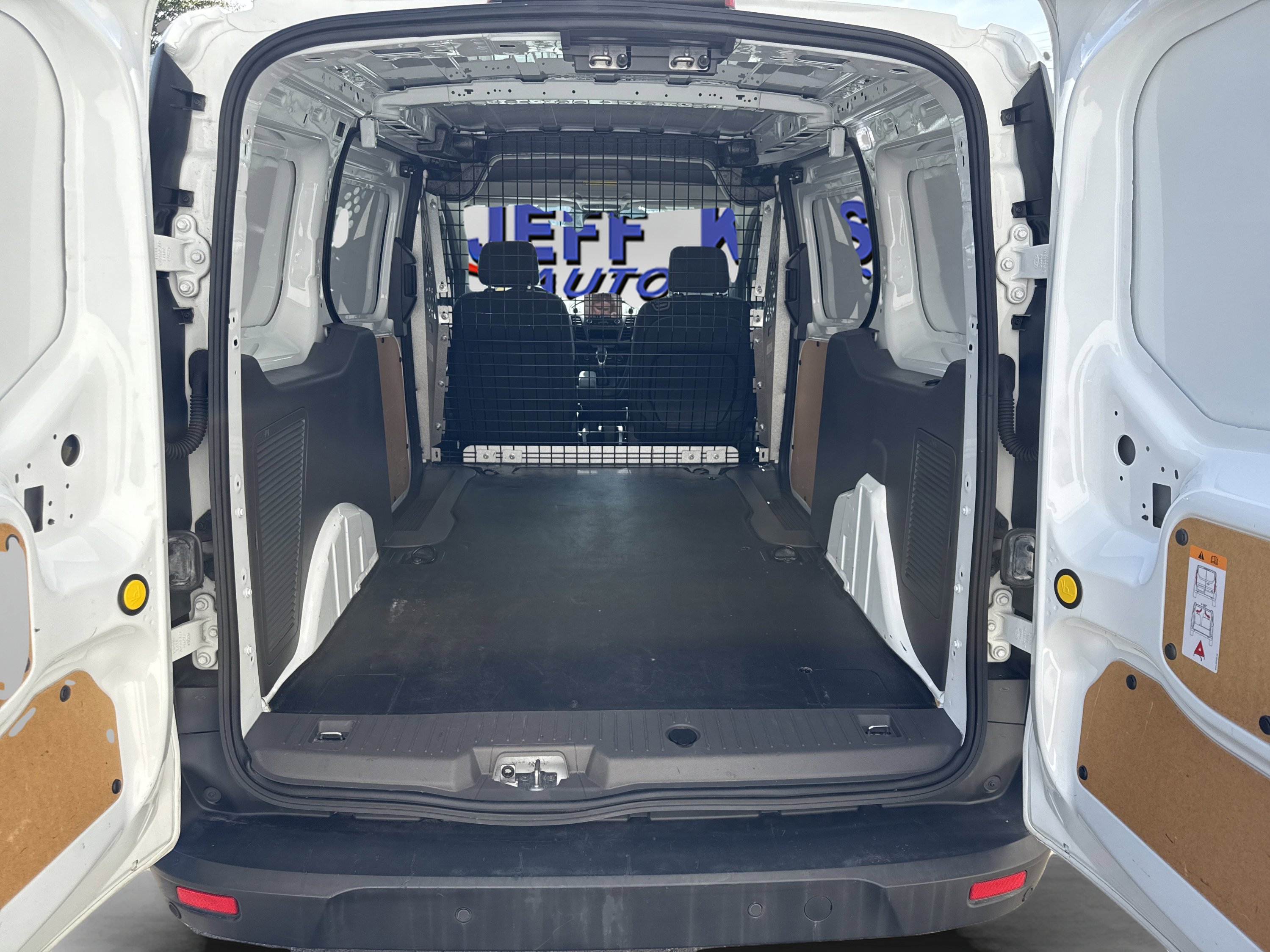 Used 2020 Ford Transit Connect XL w/ CNG/LPG Engine Prep Package image 6