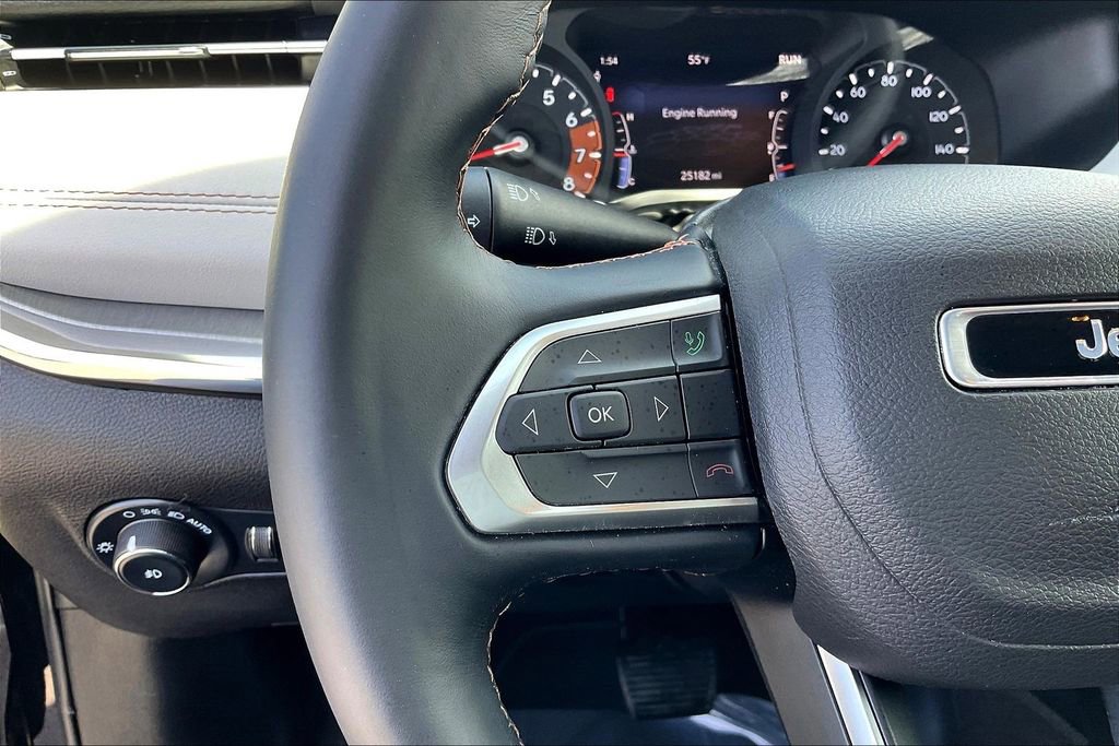 Used 2022 Jeep Compass Limited image 13