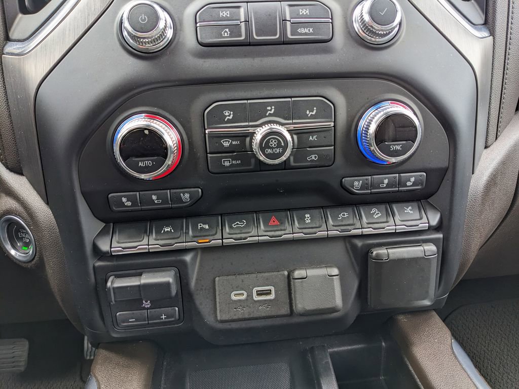 Used 2022 GMC Sierra 1500 Denali w/ Denali Premium Package image 39