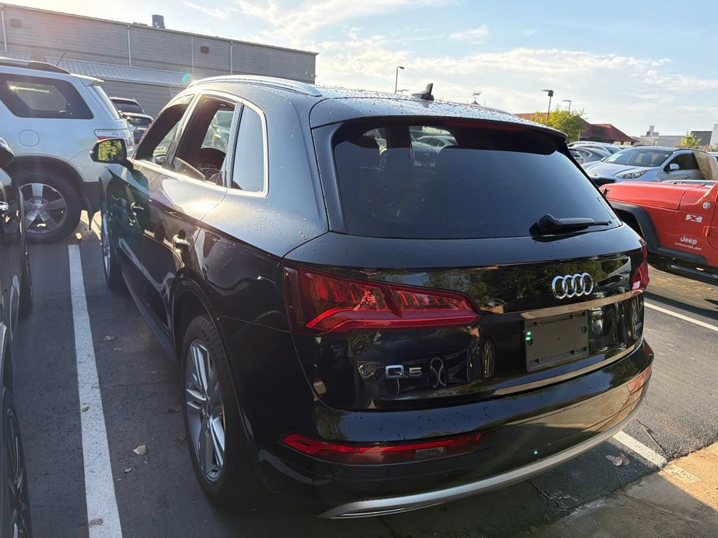 Used 2019 Audi Q5 2.0T Premium Plus w/ Premium Plus Package AWD/4WD image 4