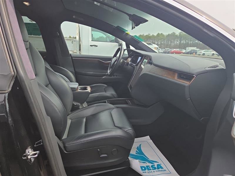 Used 2019 Tesla Model X Long Range image 9