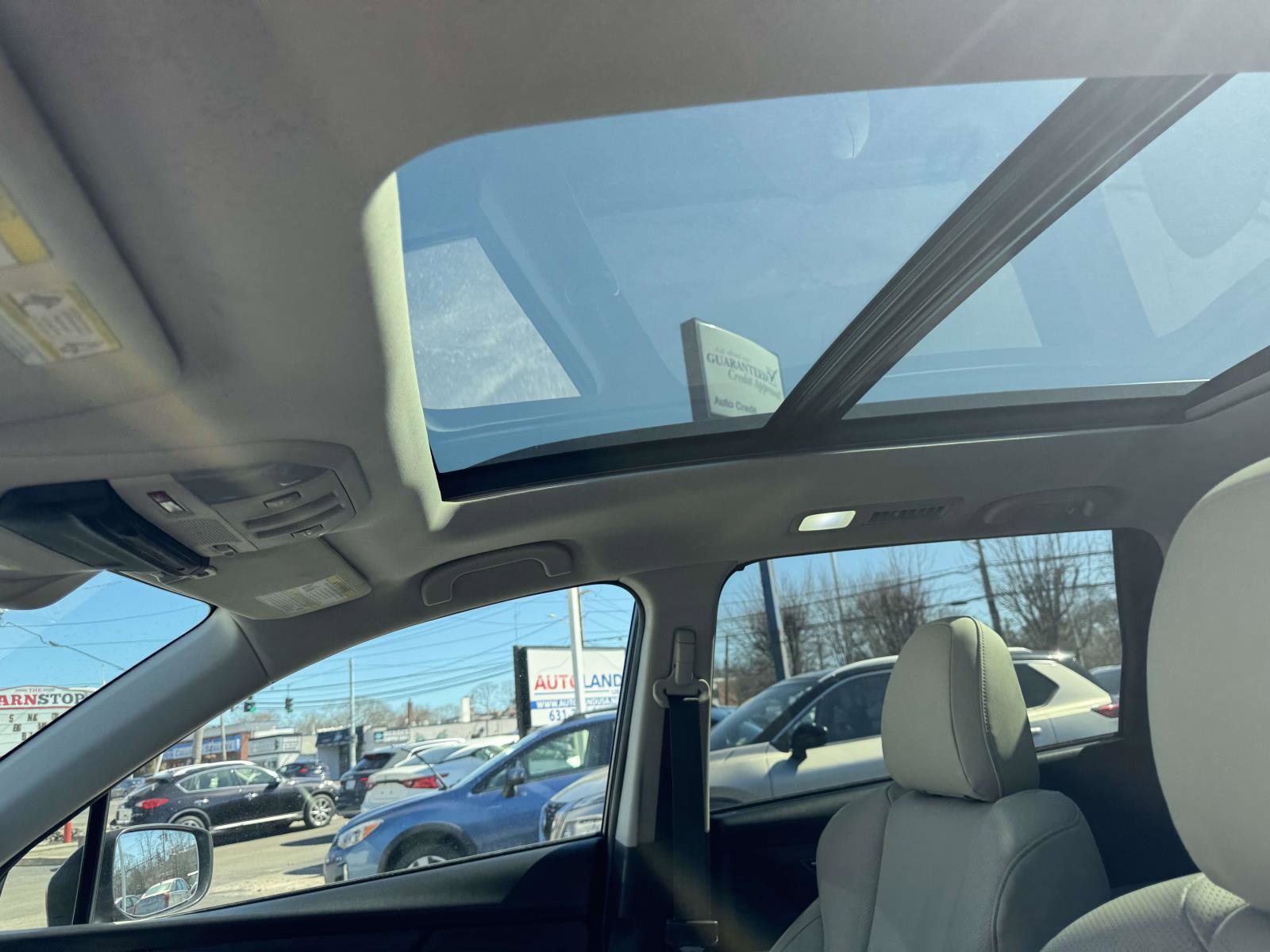 Used 2019 Subaru Ascent Limited image 17