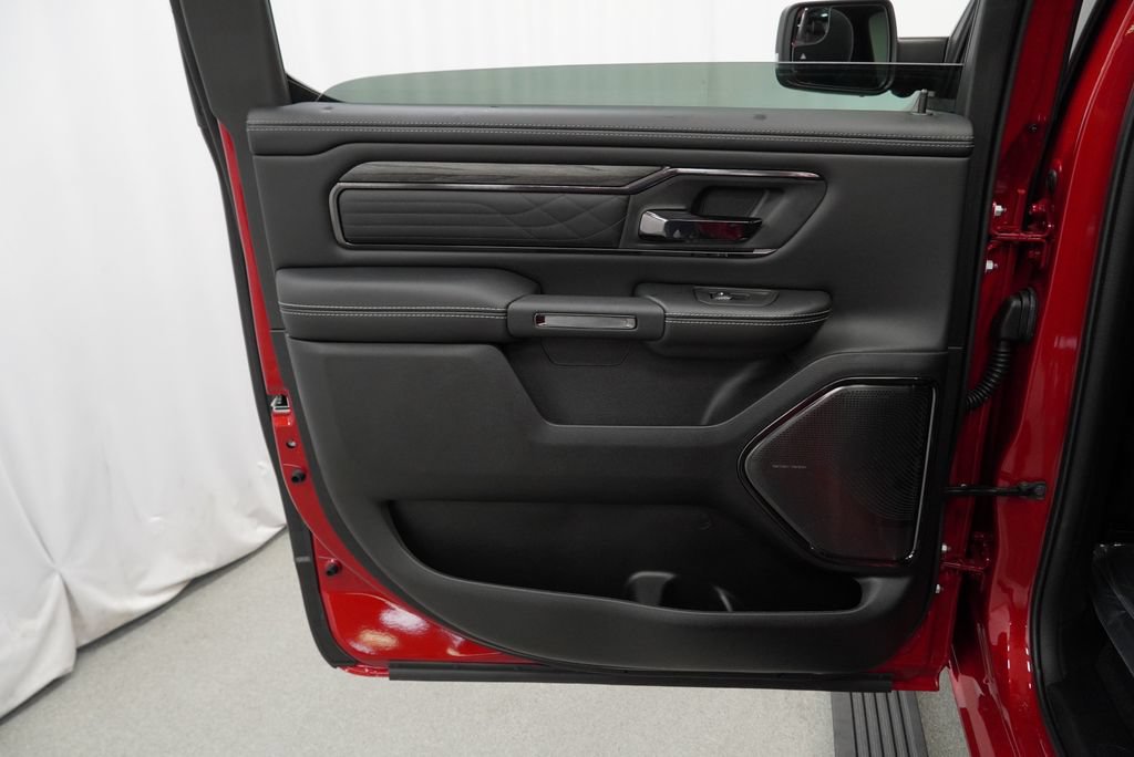 New 2027 RAM 1500 Limited w/ Night Edition AWD/4WD image 30