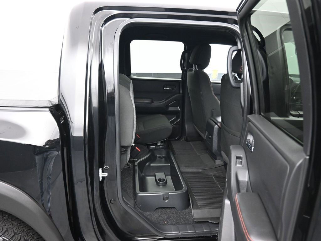 Used 2023 Nissan Frontier PRO-4X w/ Technology Package image 41