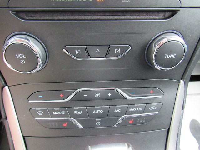 Used 2016 Ford Edge SEL w/ Equipment Group 201A AWD/4WD image 19