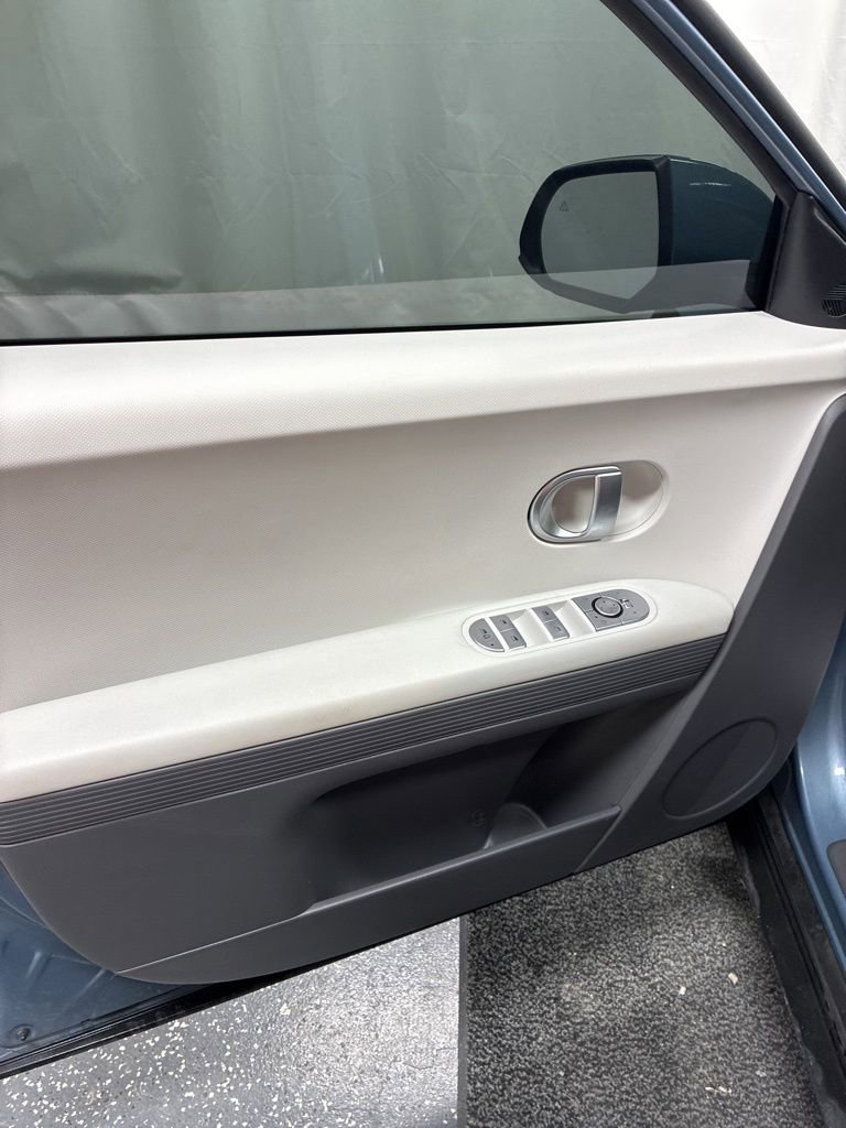 Used 2024 Hyundai Ioniq 5 SE RWD image 12