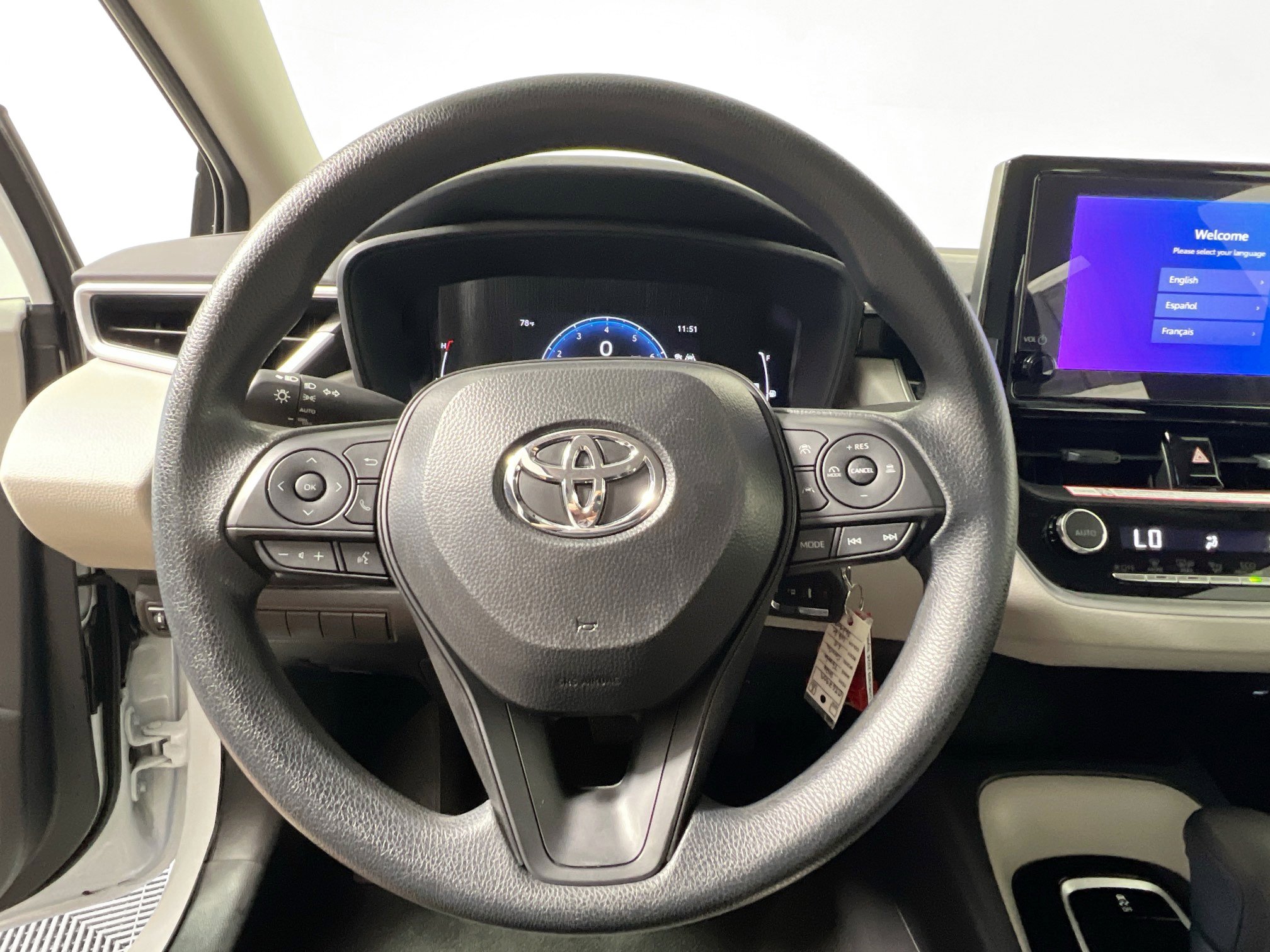 Used 2026 Toyota Corolla LE FWD image 17