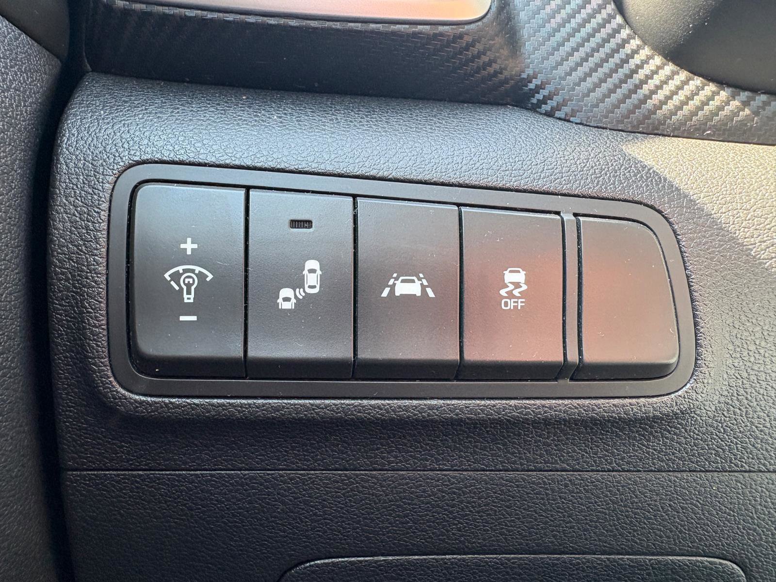 Used 2014 Hyundai Tucson Limited w/ Technology Package 02 FWD image 31