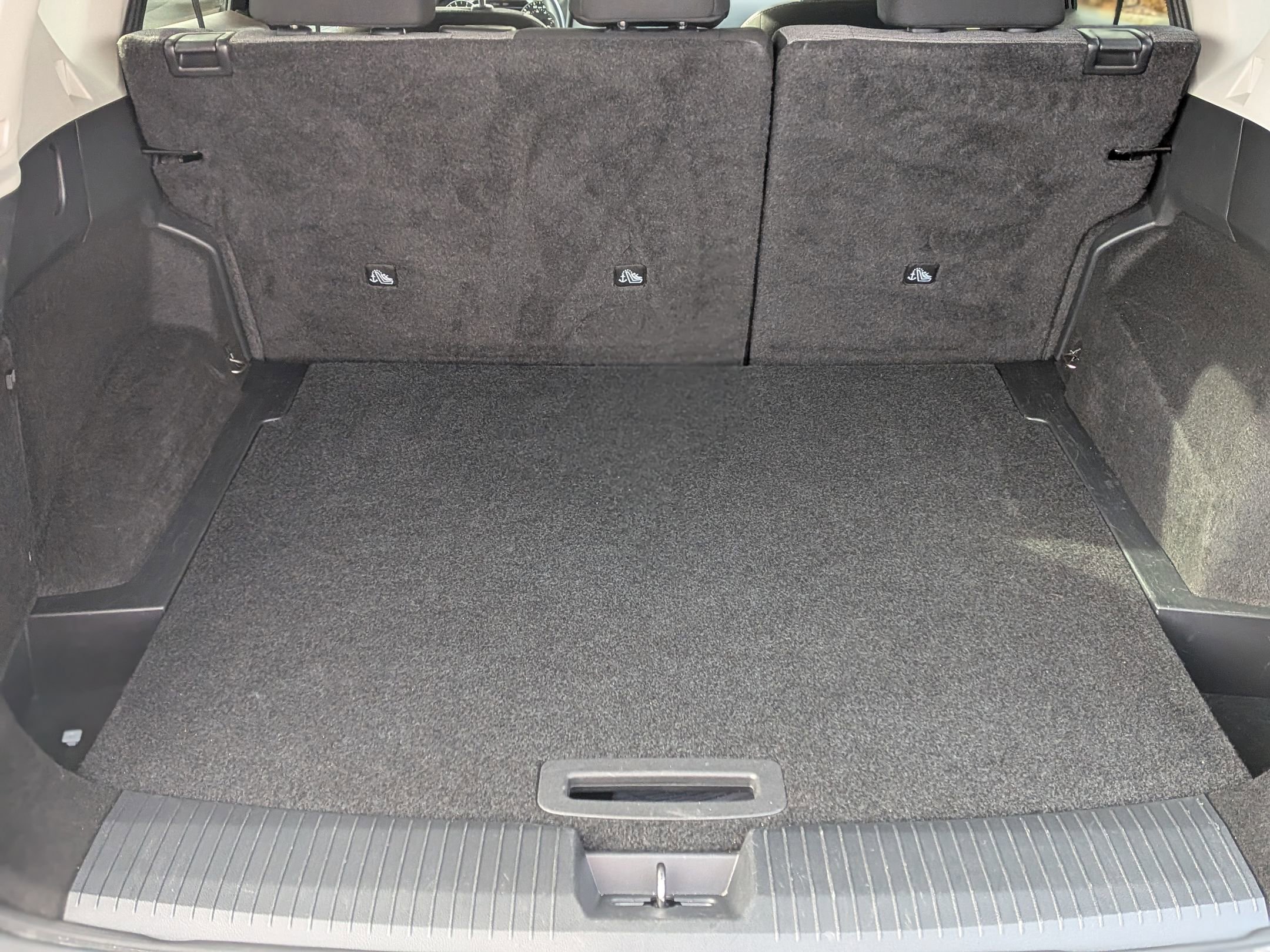 Used 2023 Nissan Rogue SV image 31