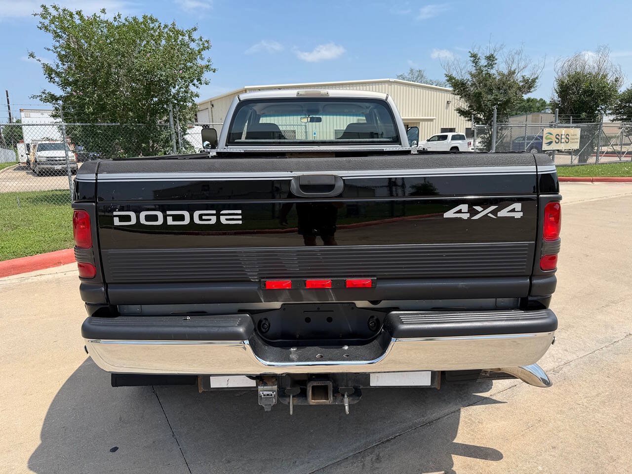 Used 1998 Dodge Ram 3500 Truck 4x4 Quad Cab image 36