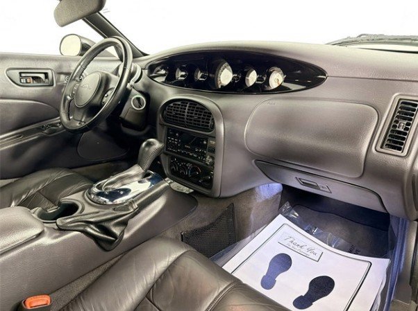 Used 2000 Plymouth Prowler image 7