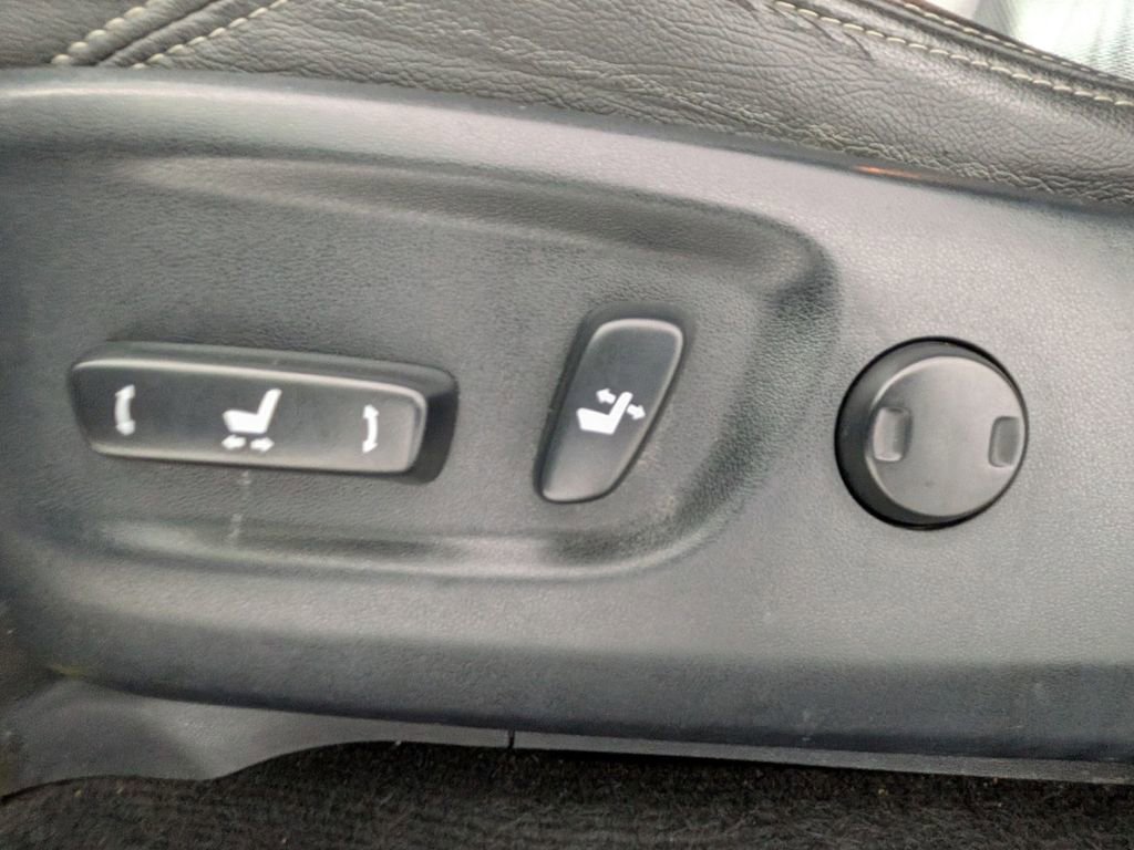 Used 2014 Toyota 4Runner Limited RWD image 23