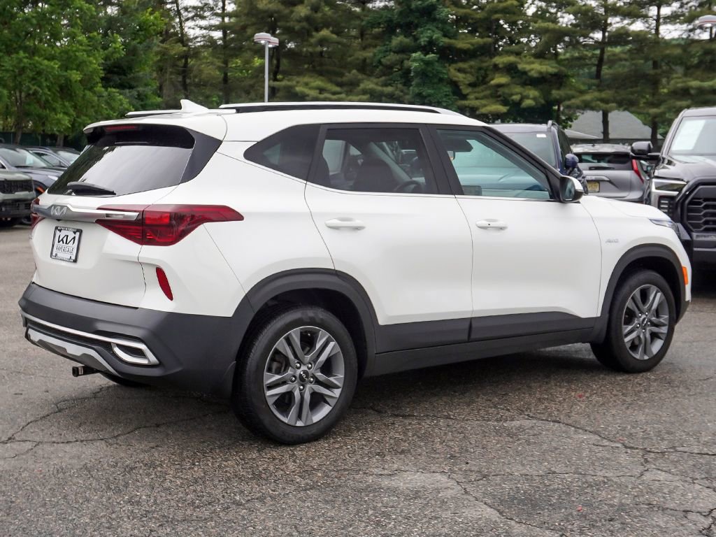 Used 2023 Kia Seltos S AWD/4WD image 11