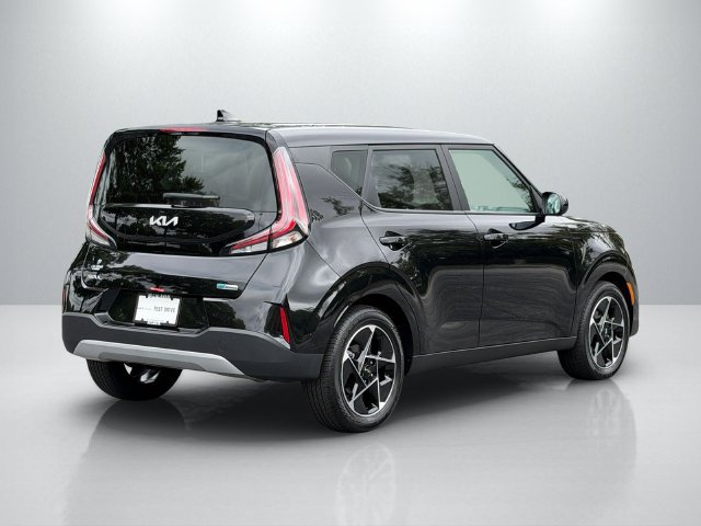 Certified 2025 Kia Soul EX FWD image 7