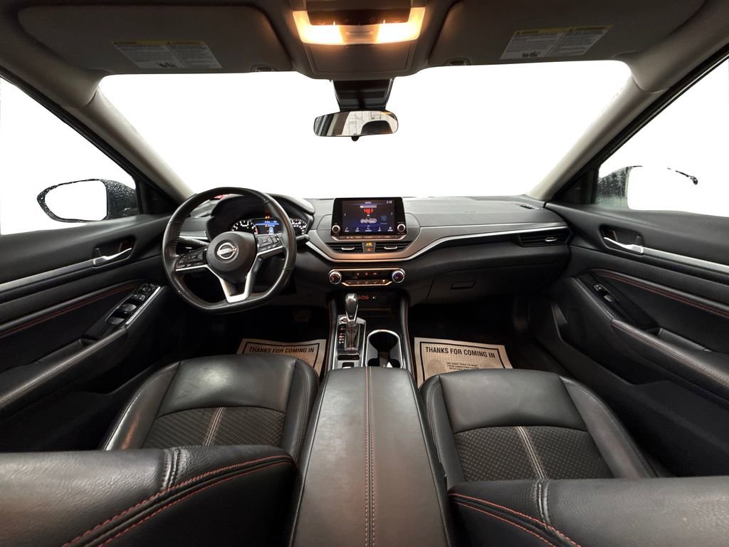 Used 2023 Nissan Altima 2.5 SR image 17